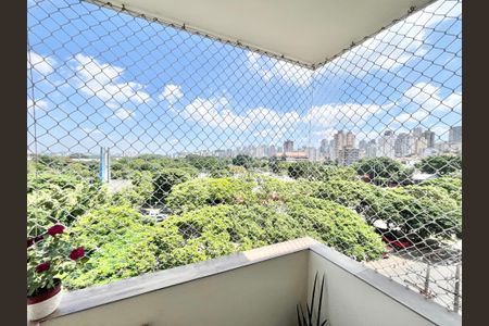 Apartamento à venda com 120m², 3 quartos e 2 vagas Apartamento à venda com 120m², 3 quartos e 2 vagasVaranda da Sala