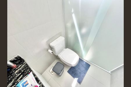 Apartamento à venda com 120m², 3 quartos e 2 vagas Apartamento à venda com 120m², 3 quartos e 2 vagasBanheiro 1