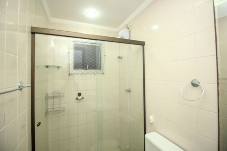 Apartamento à venda com 75m², 3 quartos e 2 vagas Apartamento à venda com 75m², 3 quartos e 2 vagasBanheiro da Suíte