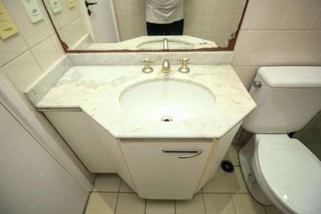 Apartamento à venda com 75m², 3 quartos e 2 vagas Apartamento à venda com 75m², 3 quartos e 2 vagasBanheiro Social