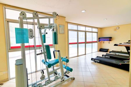 Apartamento à venda com 75m², 3 quartos e 2 vagas Apartamento à venda com 75m², 3 quartos e 2 vagasAcademia