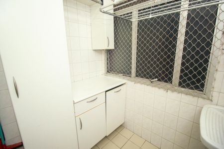 Apartamento à venda com 75m², 3 quartos e 2 vagas Apartamento à venda com 75m², 3 quartos e 2 vagasÁrea de Serviço