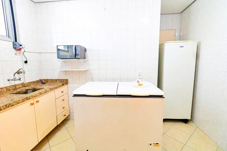 Apartamento à venda com 75m², 3 quartos e 2 vagas Apartamento à venda com 75m², 3 quartos e 2 vagasSalão de Festas