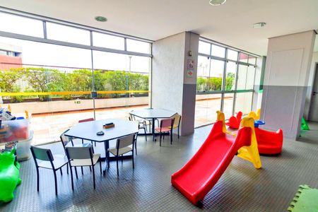 Apartamento à venda com 75m², 3 quartos e 2 vagas Apartamento à venda com 75m², 3 quartos e 2 vagasBrinquedoteca