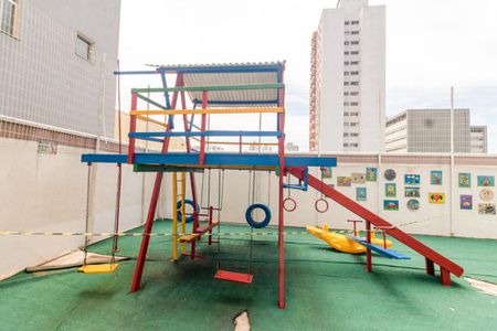 Apartamento à venda com 75m², 3 quartos e 2 vagas Apartamento à venda com 75m², 3 quartos e 2 vagasPlayground