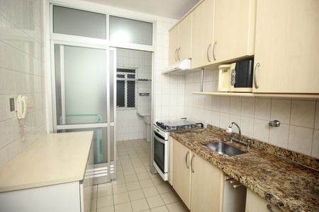 Apartamento à venda com 75m², 3 quartos e 2 vagas Apartamento à venda com 75m², 3 quartos e 2 vagasCozinha