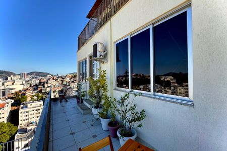 Apartamento para alugar com 100m², 2 quartos e 1 vaga