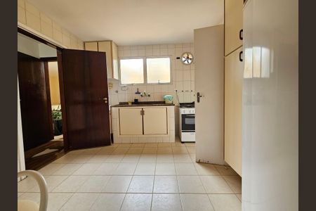 Apartamento para alugar com 82m², 2 quartos e 1 vagaCozinha