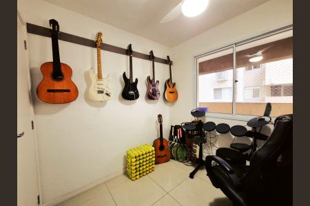 Apartamento à venda com 77m², 3 quartos e 1 vaga Apartamento à venda com 77m², 3 quartos e 1 vagaQuarto