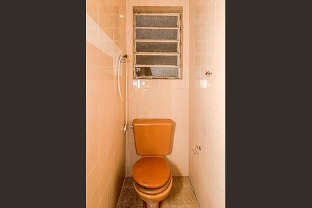 Casa à venda com 150m², 2 quartos e 1 vagabanheiro na ára de serviço_2