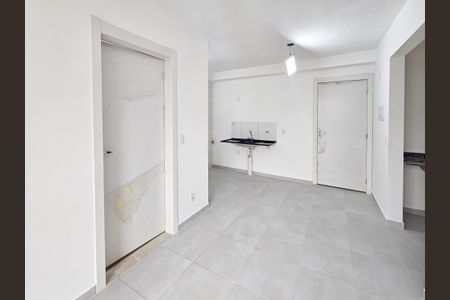 Apartamento para alugar com 40m², 2 quartos e sem vagaSala/Cozinha/Area de serviço