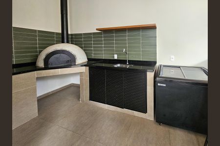 Apartamento para alugar com 40m², 2 quartos e sem vagaÁrea comum - Churrasqueira