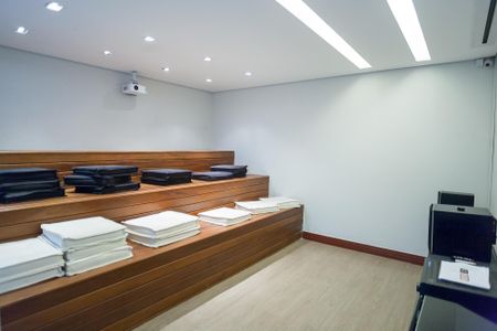 Apartamento à venda com 87m², 2 quartos e 2 vagascinema 