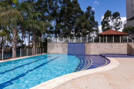 Apartamento à venda com 87m², 2 quartos e 2 vagasÁrea comum - Piscina