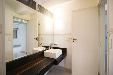 Apartamento à venda com 105m², 3 quartos e 1 vagaBanheiro 