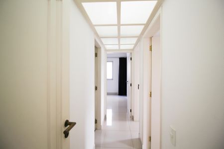 Apartamento à venda com 105m², 3 quartos e 1 vagaCorredor