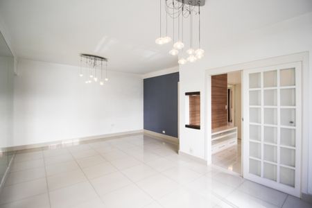 Apartamento à venda com 105m², 3 quartos e 1 vagaSala