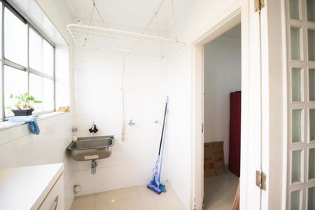 Apartamento à venda com 105m², 3 quartos e 1 vagaÁrea de Serviço