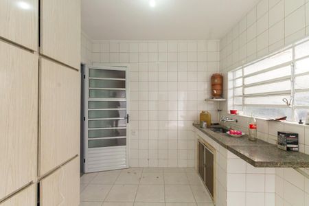 Casa para alugar com 95m², 3 quartos e 2 vagas Casa para alugar com 95m², 3 quartos e 2 vagasCozinha