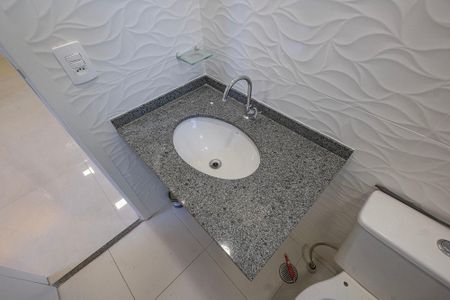 Apartamento para alugar com 38m², 2 quartos e sem vagaBanheiro