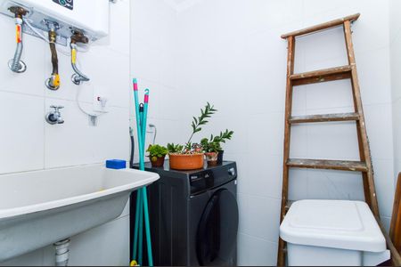 Apartamento para alugar com 56m², 2 quartos e 1 vagaÁrea de Serviço