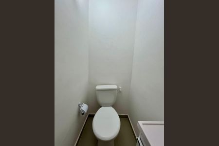 Casa de condomínio para alugar com 120m², 3 quartos e 2 vagas Casa de condomínio para alugar com 120m², 3 quartos e 2 vagasLavabo