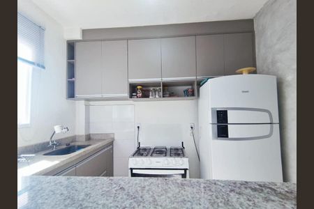 Cozinha de apartamento para alugar com 2 quartos, 58m² em Chácaras Hipica, Ribeirão Preto
