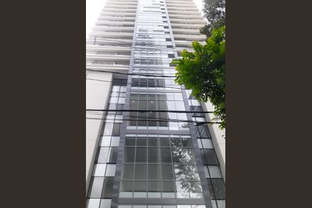 Studio para alugar com 31m², 1 quarto e 1 vaga Studio para alugar com 31m², 1 quarto e 1 vagaFachada