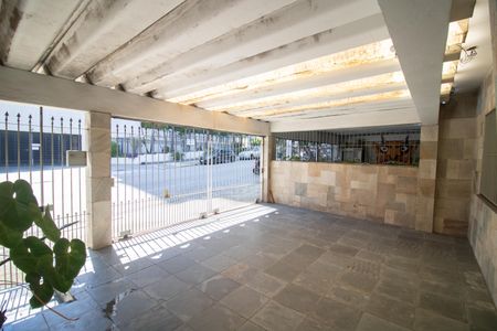 Casa à venda com 175m², 3 quartos e 2 vagasGARAGEM