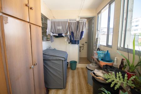 Casa à venda com 175m², 3 quartos e 2 vagasÁREA DE SERVIÇO