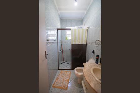 Casa à venda com 175m², 3 quartos e 2 vagasBANHEIRO