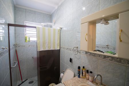 Casa à venda com 175m², 3 quartos e 2 vagasBANHEIRO