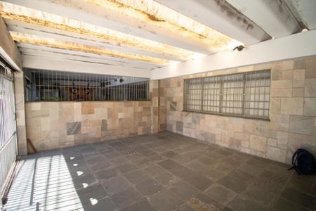 Casa à venda com 175m², 3 quartos e 2 vagasGARAGEM