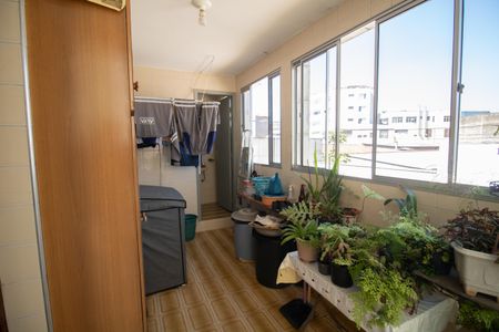 Casa à venda com 175m², 3 quartos e 2 vagasÁREA DE SERVIÇO
