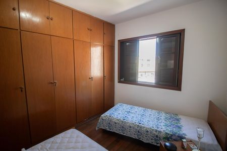 Casa à venda com 175m², 3 quartos e 2 vagasQUARTO 2