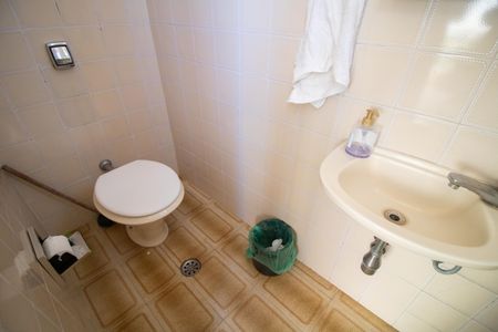 Casa à venda com 175m², 3 quartos e 2 vagasBANHEIRO DA ÁREA DE SERVIÇO