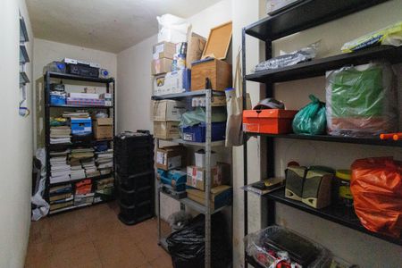 Casa à venda com 240m², 3 quartos e 2 vagasDepósito