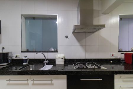 Casa à venda com 240m², 3 quartos e 2 vagasCozinha