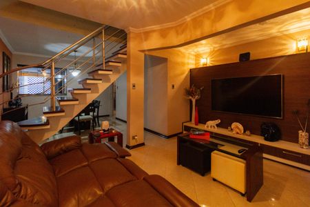 Sala de casa à venda com 3 quartos, 240m² em Perdizes, São Paulo