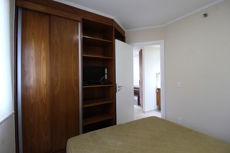 Apartamento para alugar com 66m², 2 quartos e 1 vagaQuarto