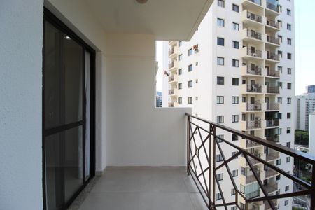 Varanda da Sala de apartamento para alugar com 2 quartos, 66m² em Vila Olímpia, São Paulo