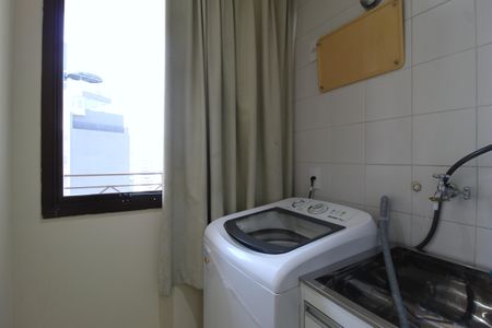 Apartamento para alugar com 66m², 2 quartos e 1 vagaÁrea de Serviço