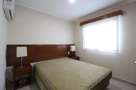 Quarto de apartamento para alugar com 2 quartos, 66m² em Vila Olímpia, São Paulo