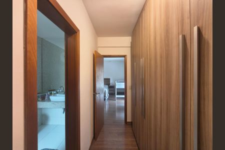 Casa de condomínio à venda com 129m², 4 quartos e 2 vagas