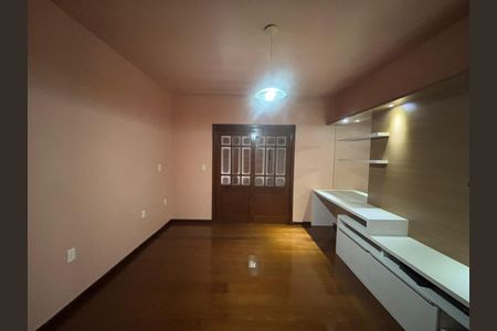 Casa para alugar com 160m², 3 quartos e 2 vagas