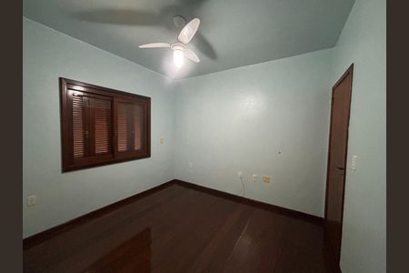 Casa para alugar com 160m², 3 quartos e 2 vagas