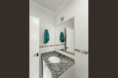 Casa de condomínio à venda com 173m², 4 quartos e 5 vagas