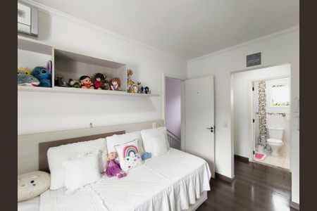 Casa de condomínio à venda com 173m², 4 quartos e 5 vagas