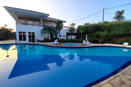 Casa de condomínio à venda com 173m², 4 quartos e 5 vagas