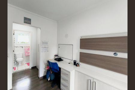 Casa de condomínio à venda com 173m², 4 quartos e 5 vagas